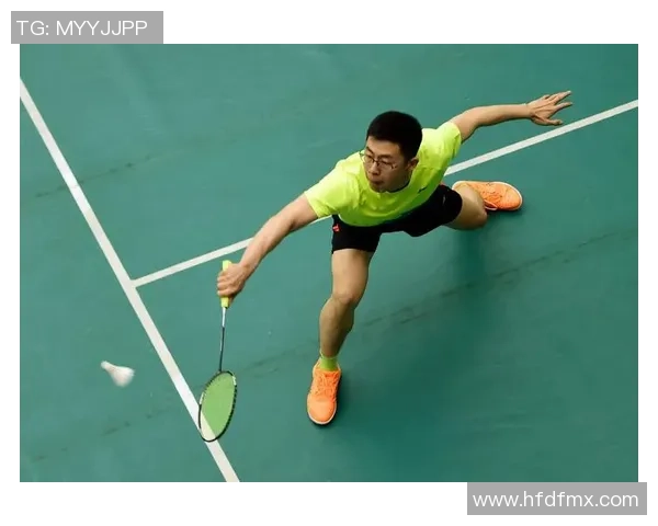 火箭队与篮网队激战正酣1128比赛精彩瞬间回顾与分析